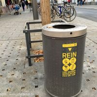 Benutz mich! Sprach der Eimer