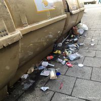 Recycling auf Deutsch, einfach auf den Boden.